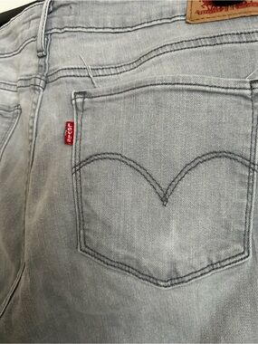 Levi's Light Gray Denim Jeans